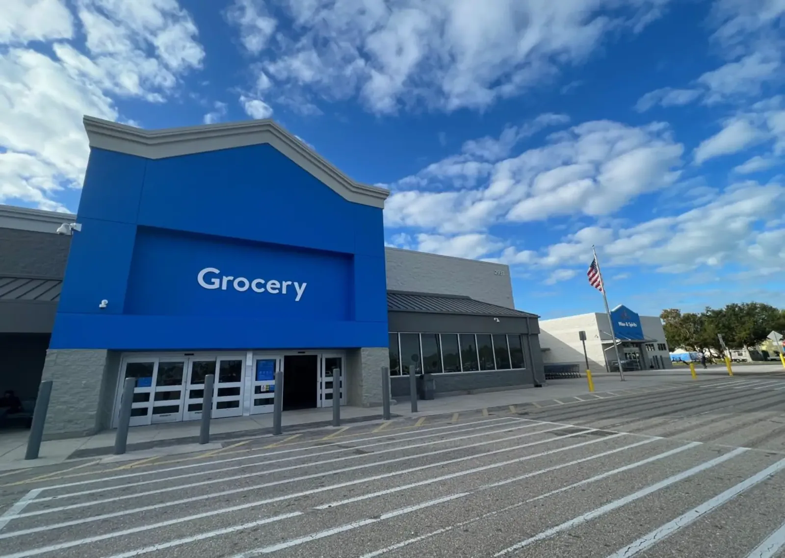 Grocery Store Roofing and Leak Response in Killeen